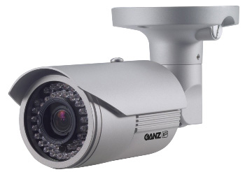 Наружная IP камера видеонаблюдения с P-Iris объективом